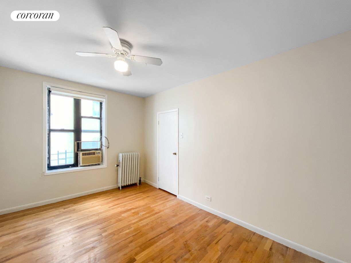 Building Photo - 69 Tiemann Pl