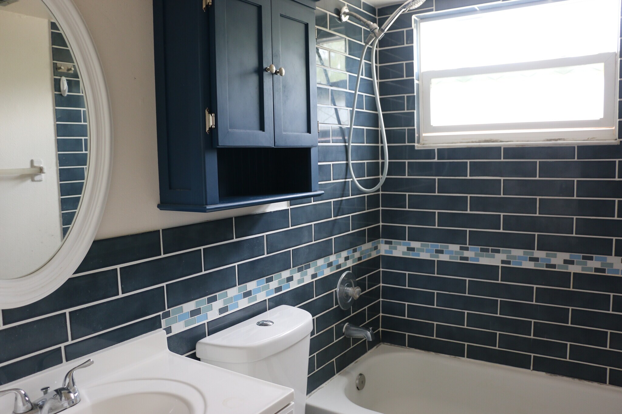 bathroom - 3175 Phoenix Ave