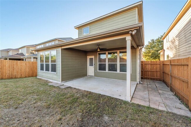 Building Photo - 9961 Aly May Dr