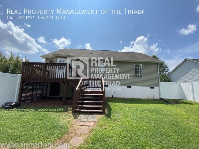 Building Photo - 4645 Beckel Ct