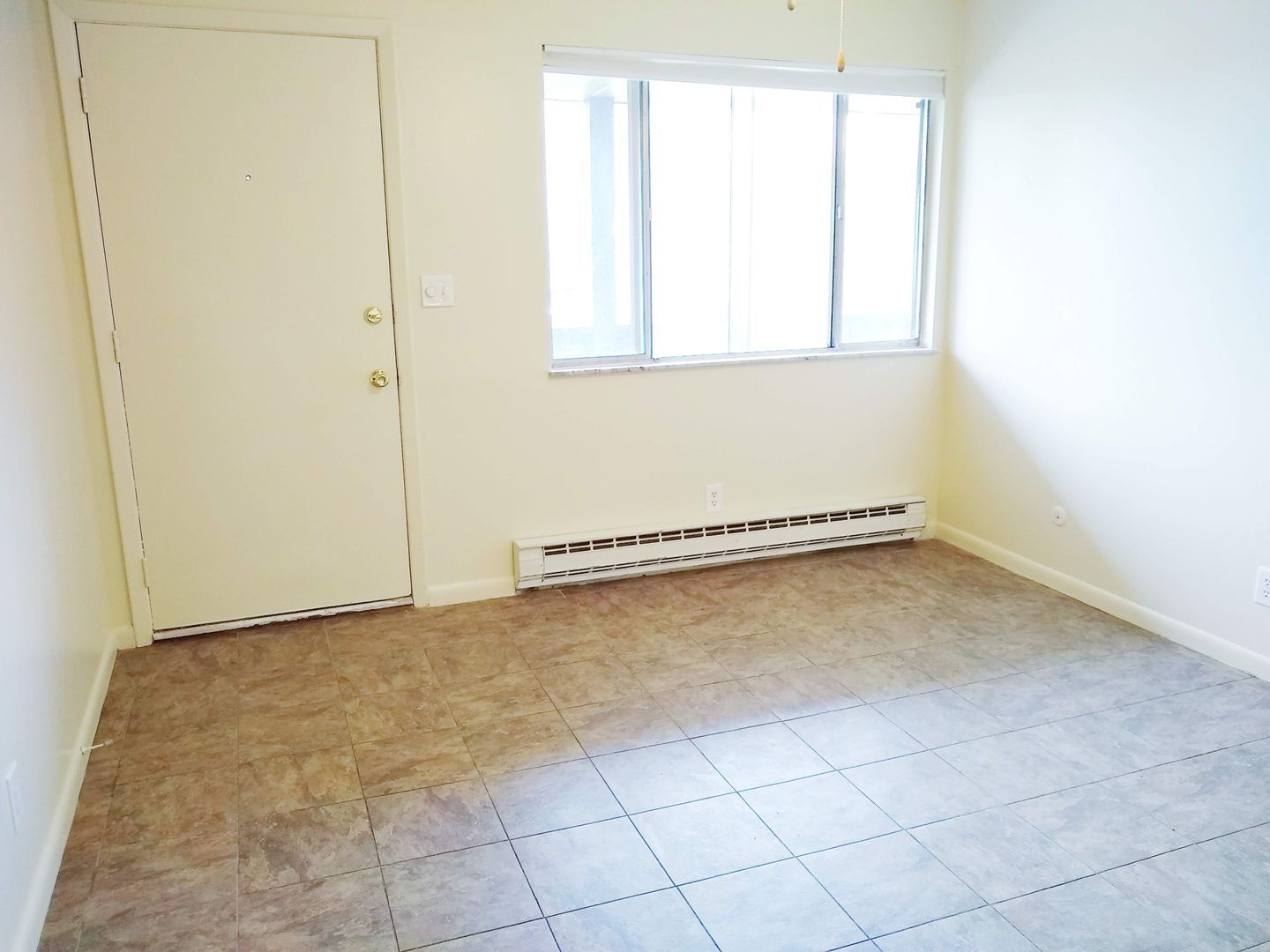 Building Photo - FAIRVIEW - AVAILABLE JULY 2024