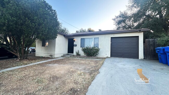 Primary Photo - 10538 Floralita Ave