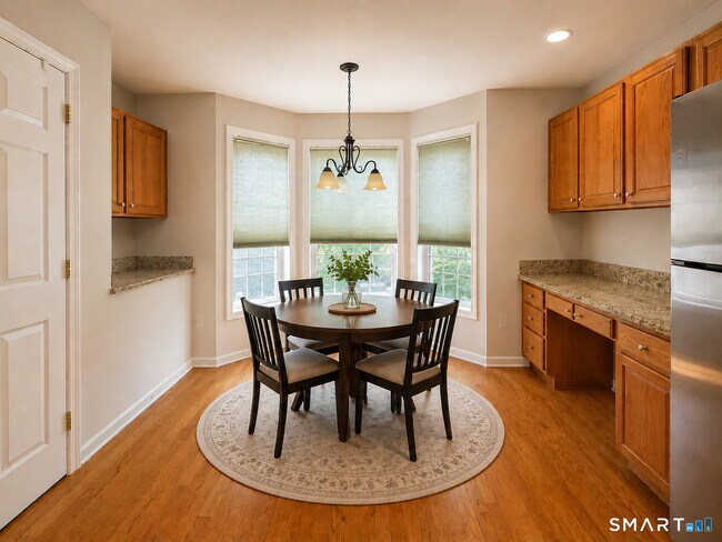 Building Photo - 1401 Briar Woods Ln