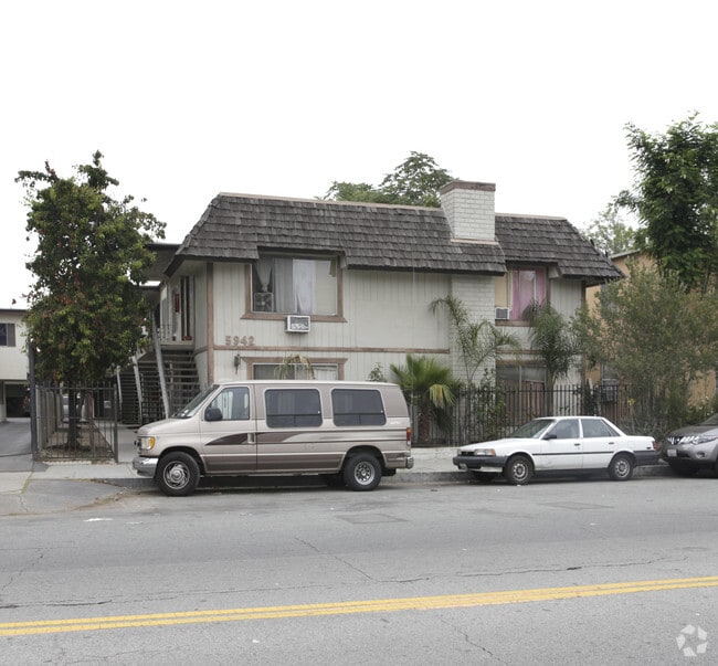 Primary Photo - 5942 Tujunga Ave