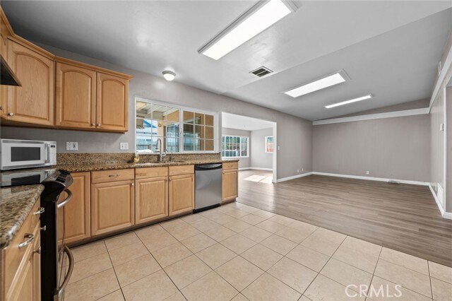 Building Photo - 8220 Briarwood St