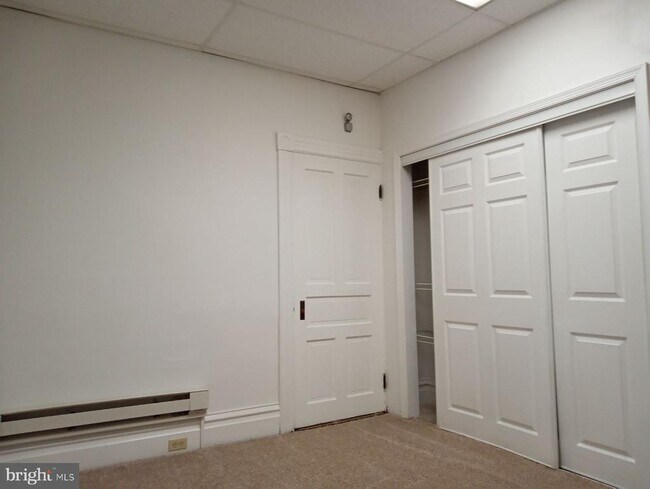 Building Photo - 541 Bridge St