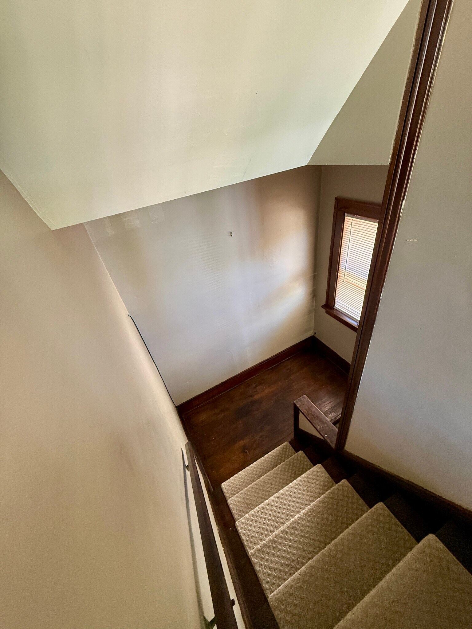 Building Photo - 11521 Florian Ave