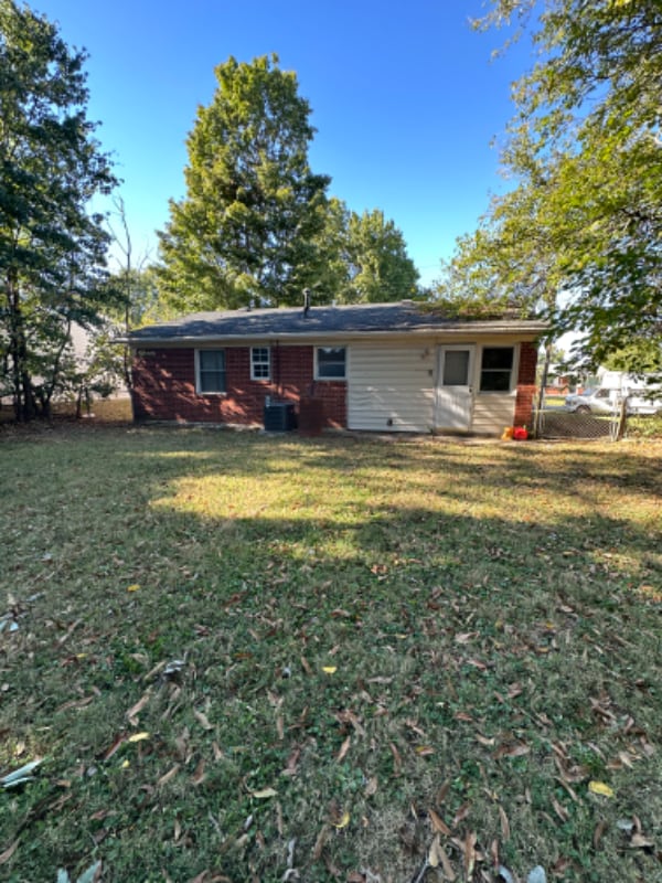 Building Photo - 346 S Skyline Dr