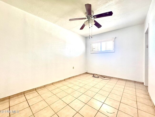 Building Photo - 7512 Kingman Dr