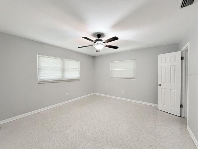 Building Photo - 1001 Brookside Dr