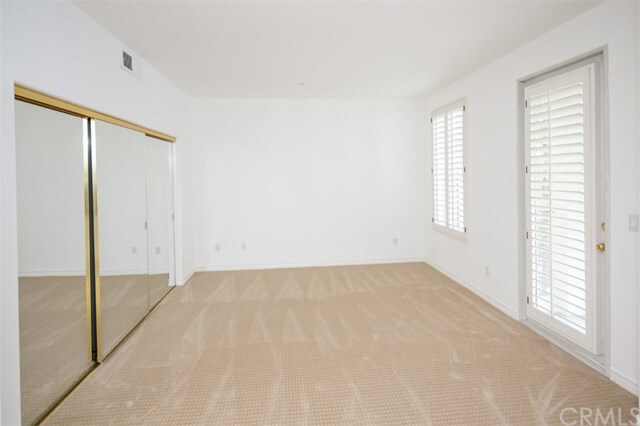 Building Photo - 2243 Martin-
