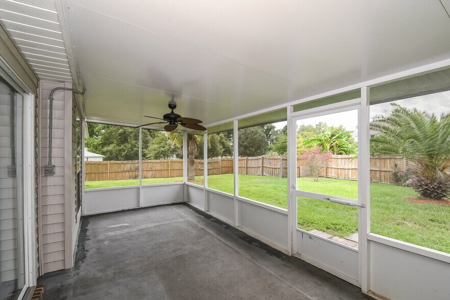 Building Photo - 12710 Dunns View Dr