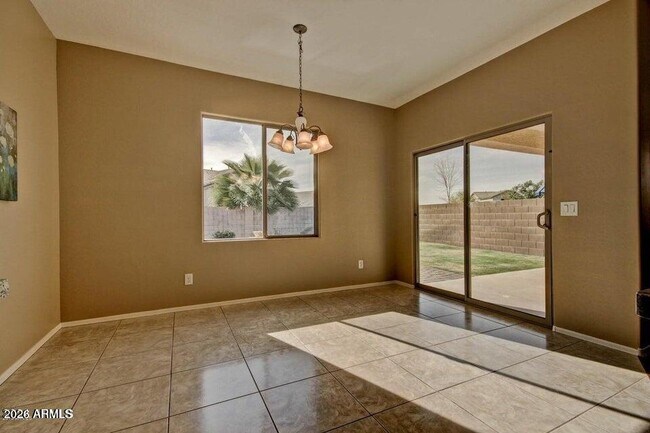 Building Photo - 3860 S Ashley Dr
