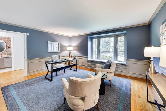 Building Photo - 4736 Massachusetts Ave NW