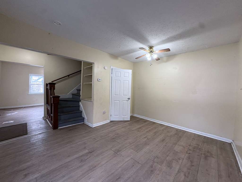 Building Photo - 220 Lenox St