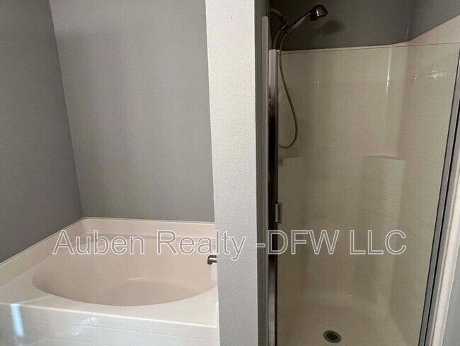 Building Photo - 3849 Irish Setter Dr