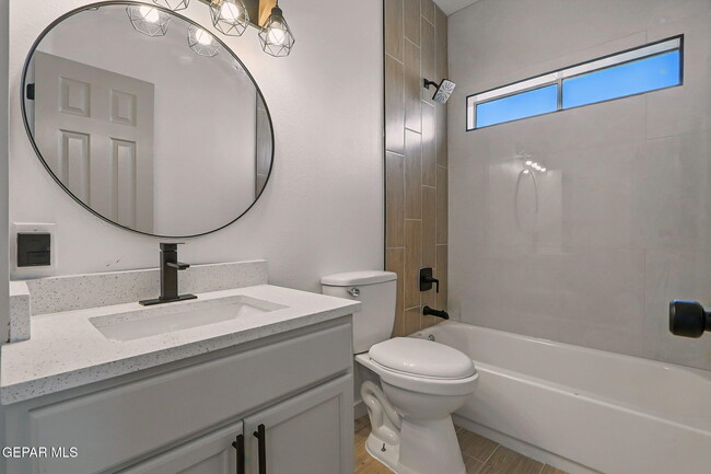 Building Photo - 5274 Sean Haggerty Dr