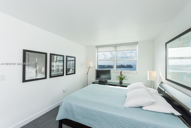 Building Photo - 90 Alton Rd