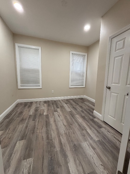 Building Photo - 811 S 13th St