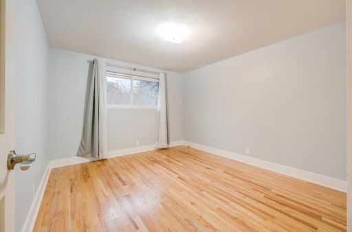 Building Photo - Beautiful 4 Bedroom Home in Matthews Beach AVAILABLE NOW!