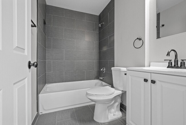 Building Photo - 2BR with dishwasher, on site laundry!