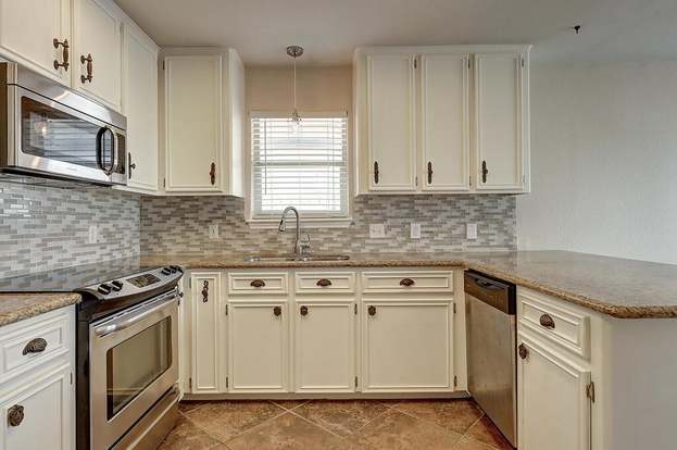 Building Photo - 14905 Dasmarinas Dr