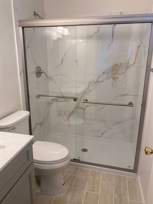 Building Photo - 2160 Tilden Pl