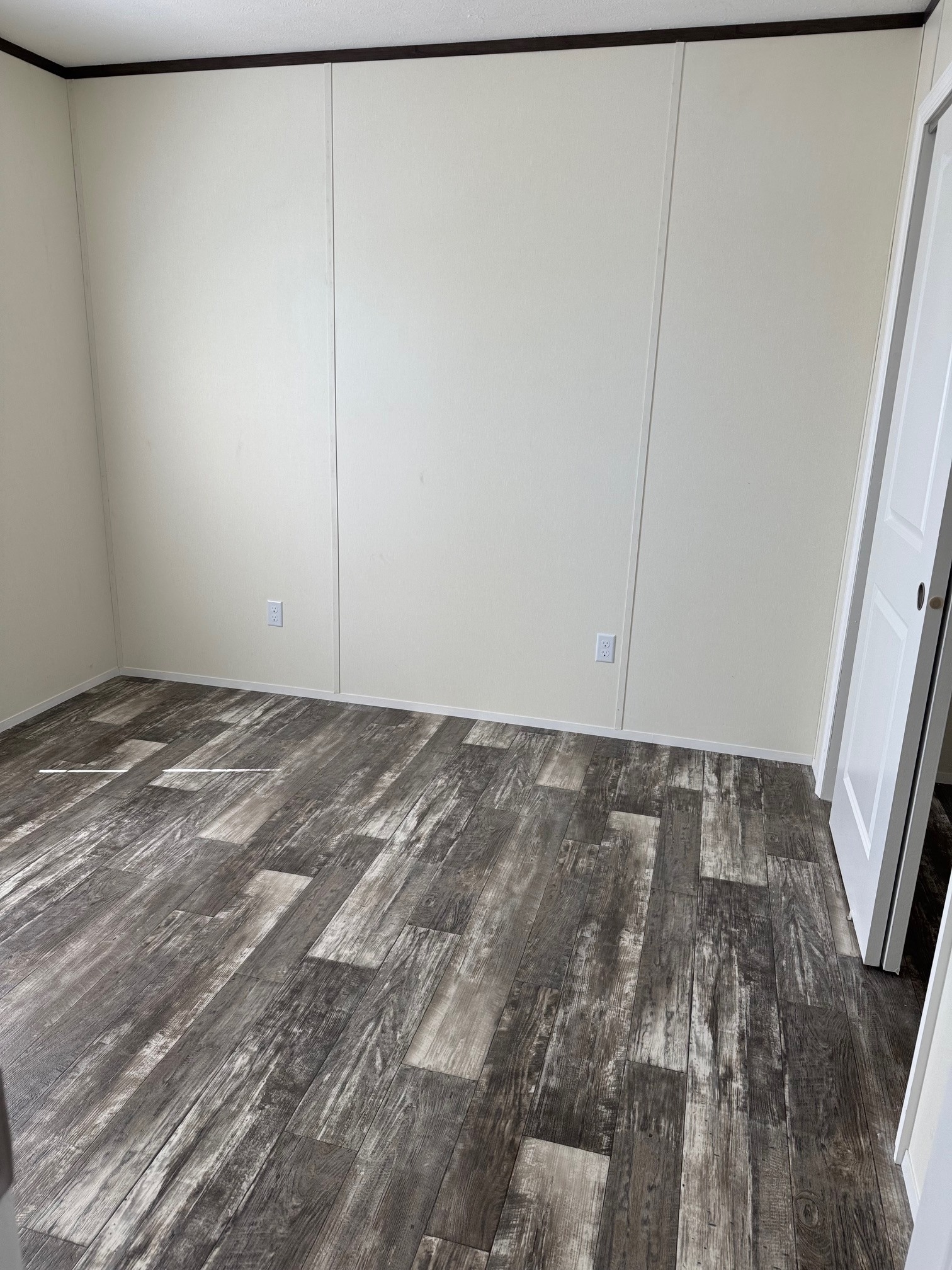 Building Photo - 10 Saratoga Dr