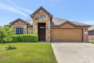 Building Photo - Ready for you to call this one home!