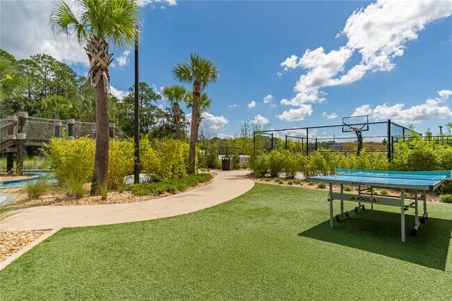 Building Photo - 2705 Scrapbook St