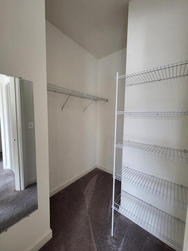 Building Photo - 1438 Wheyfield Dr