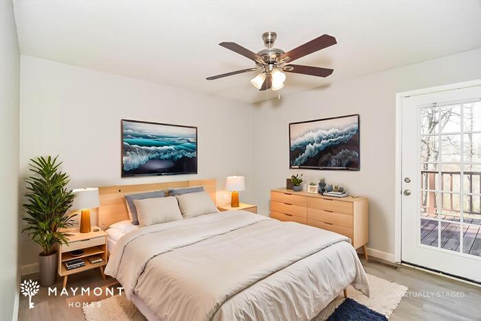 Building Photo - 2044 Dinsmore Rd