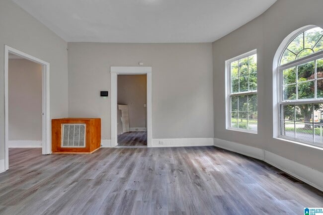 Building Photo - 2301 26th St Ensley