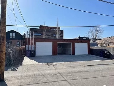 Building Photo - 3047 Lawrence St