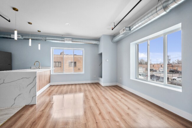 Building Photo - 9865 W Roosevelt Rd