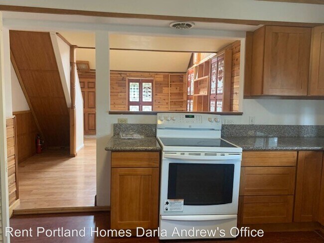 Building Photo - 2 br, 1 bath House - 6030 SW 170th Avenue