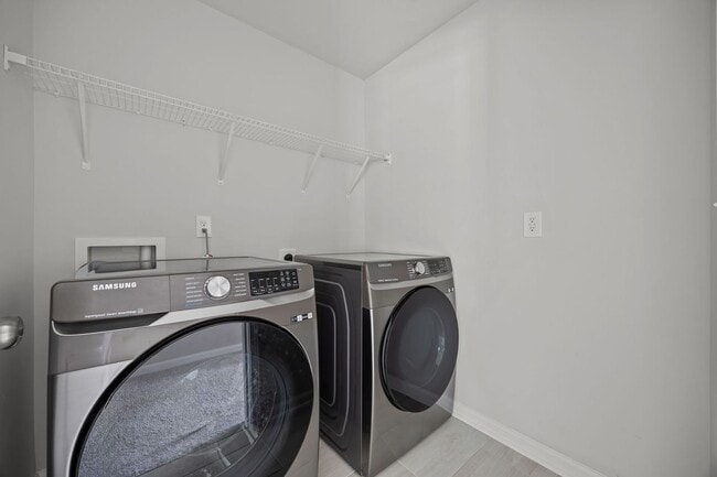 Building Photo - Charming 3 Bedroom Home located in Wake Forest