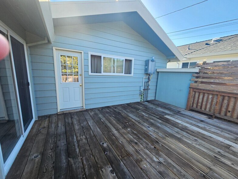 Building Photo - 4160 Williams St