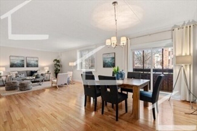 Building Photo - Coolidge Corner Location, High-End Finishe...