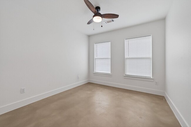 Building Photo - Brand-New Duplex Living in the Heart of Greenville – Modern Finishes & Private Driveways