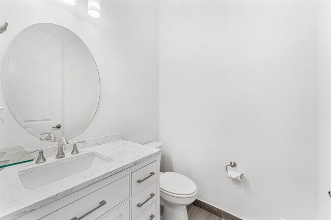 Building Photo - 2479 Millennium Cir