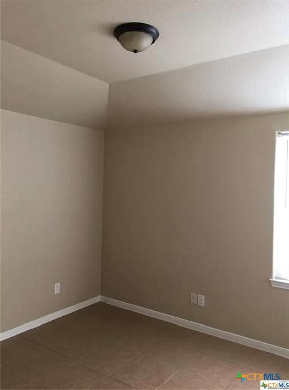 Building Photo - 1208 Cavalry Ln