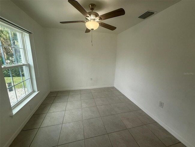 Building Photo - 4082 Kenvil Dr