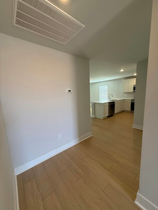 Building Photo - 22587 Dashwood Ln