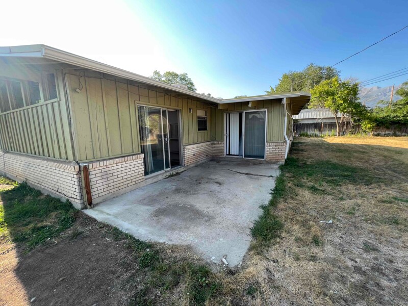 Building Photo - 2124 N 1060 W St