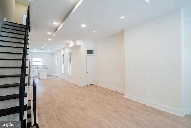 Building Photo - 1606 Wharton St