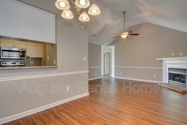 Building Photo - 3614 Cullen Dr