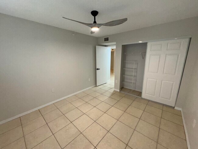 Building Photo - 8945 Okeechobee Blvd