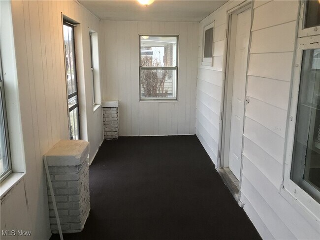 Building Photo - 13413 Durkee Ave