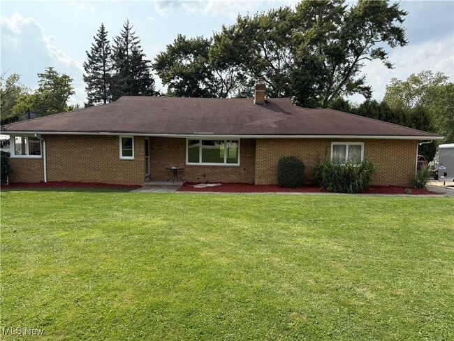 Primary Photo - 9060 State Rd